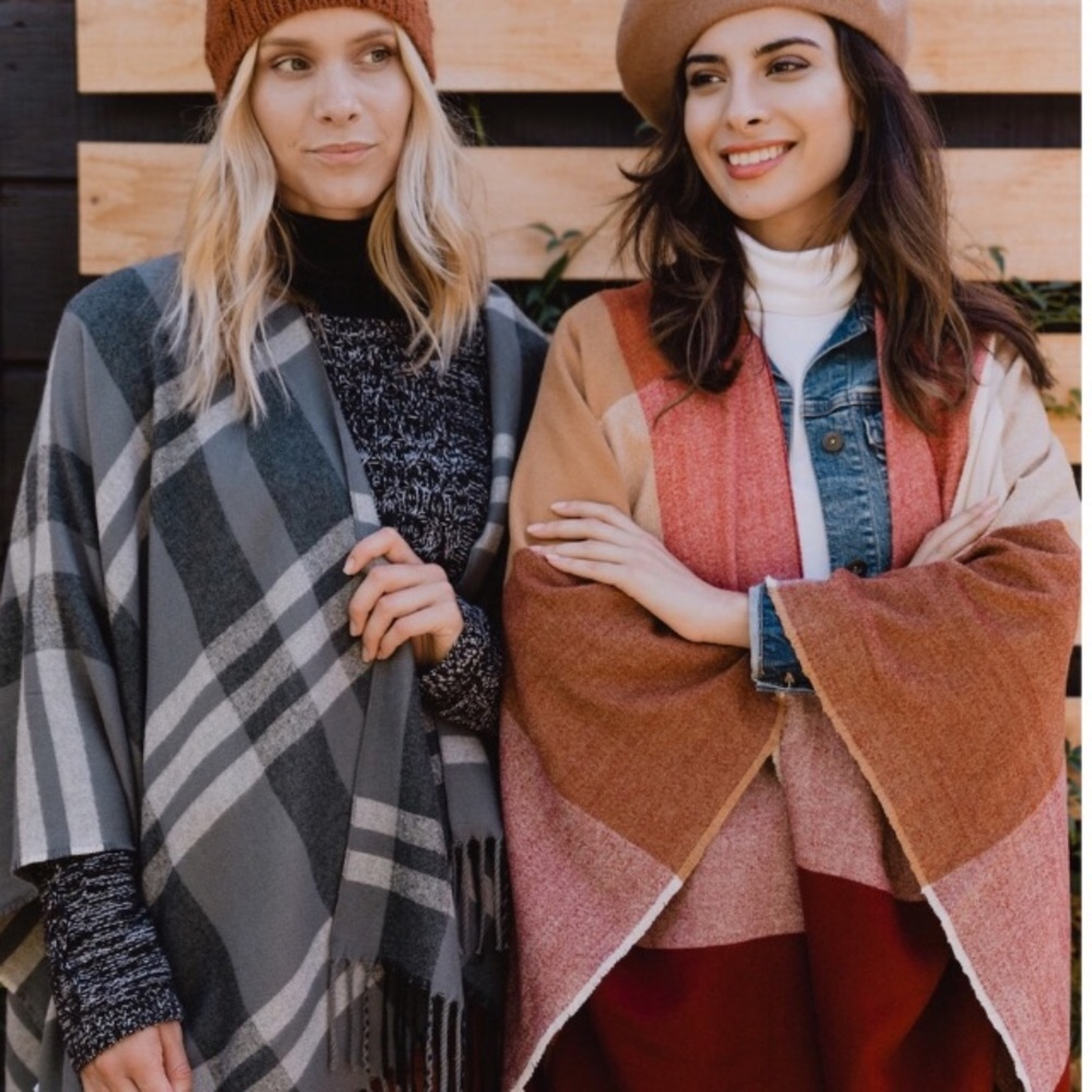 Siizu caftan poncho in grey